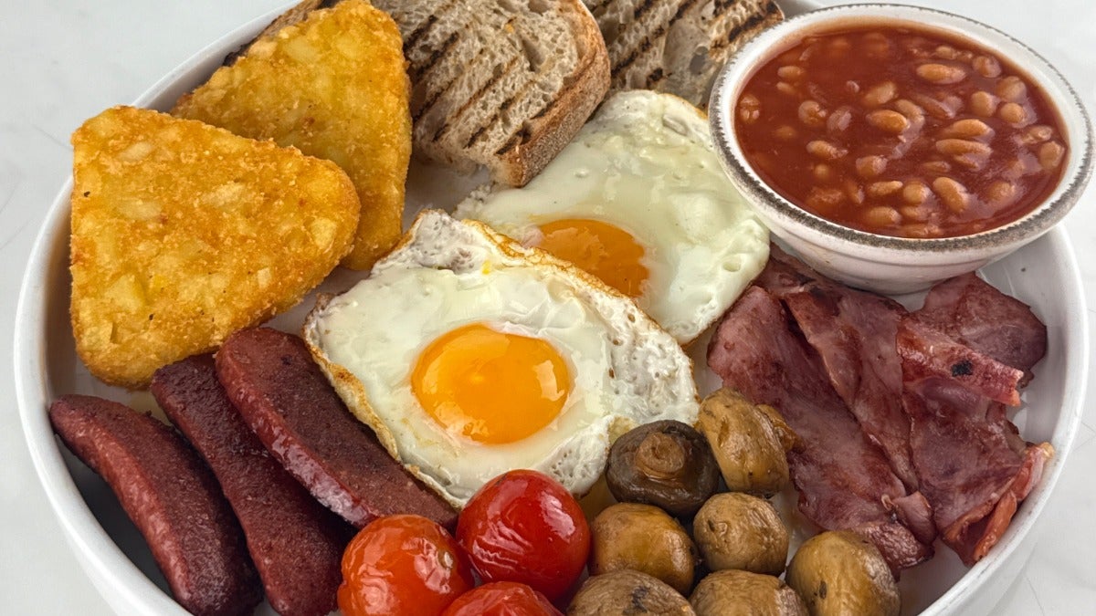 Medi̇-brunch (Halal Breakfast)