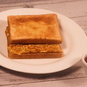 Bread Omlette