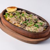 Beef Fillet With Lemon Sauce