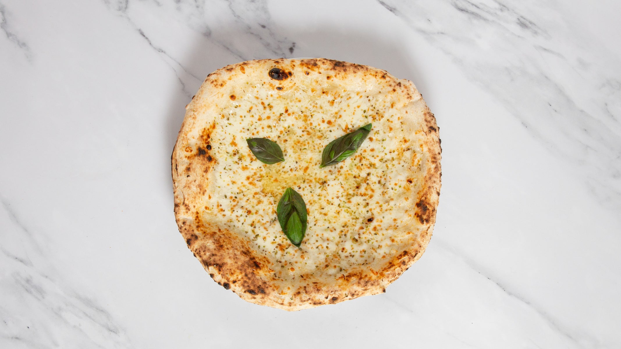 Pizza Aglio e Olio (Garlic)