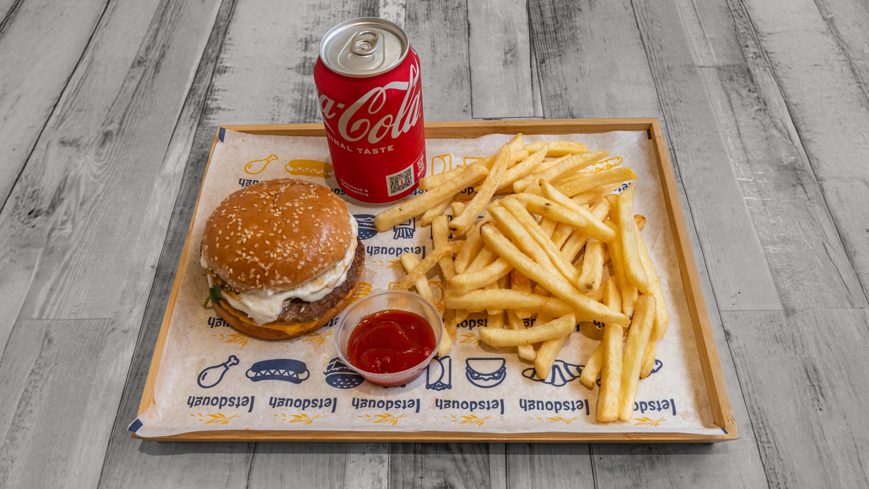 Smash Burger (Single) with Chips and Drinks