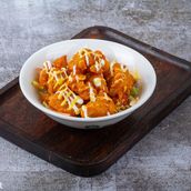 Emirati-Spiced Chicken Sriracha Bites