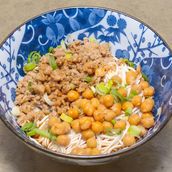 Classic Chicken Minced Wheat Noodles with Beans