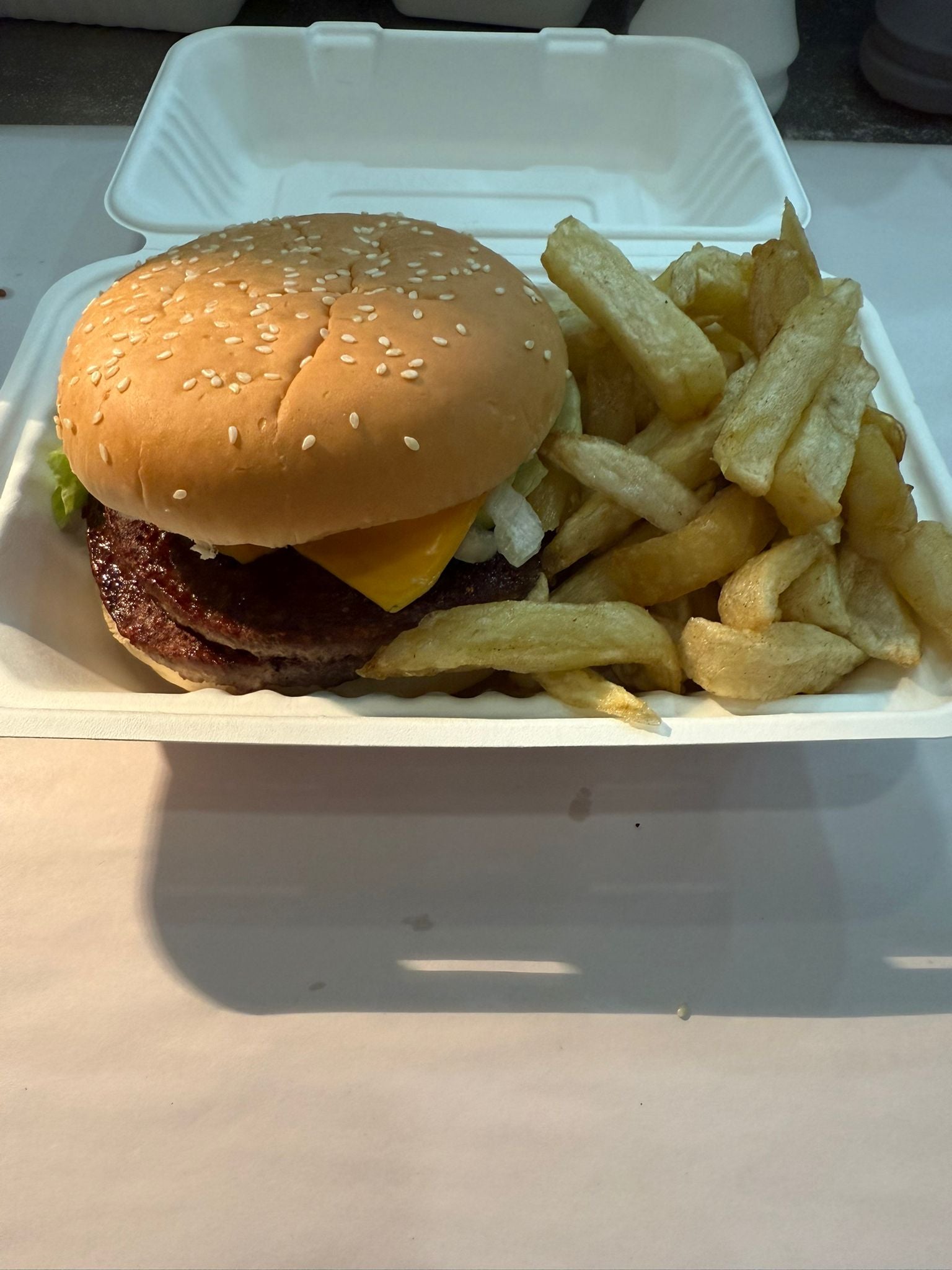 1/2 Cheeseburger