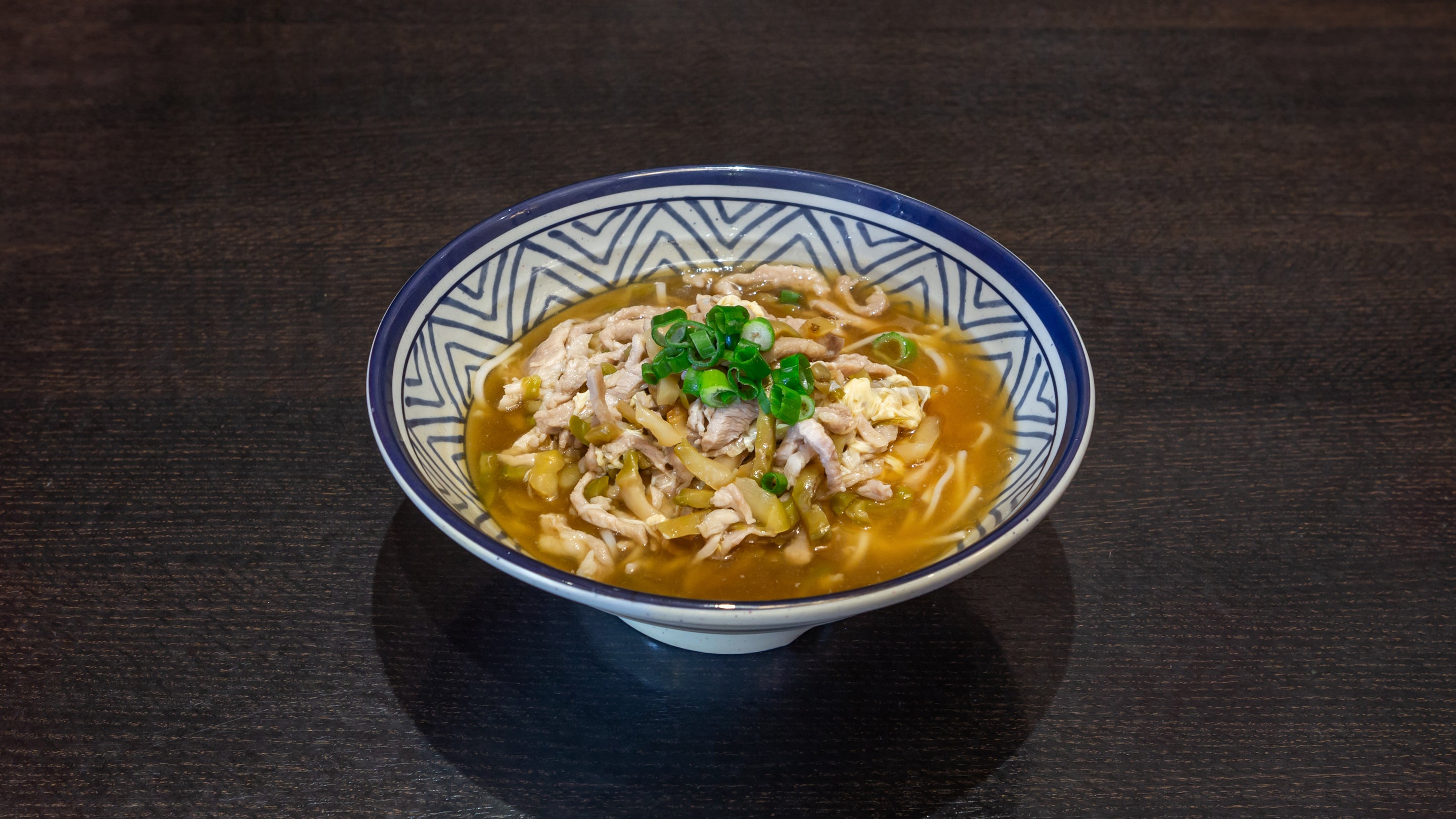 Noodles with Shredded Pork in Soup 榨菜肉丝汤面