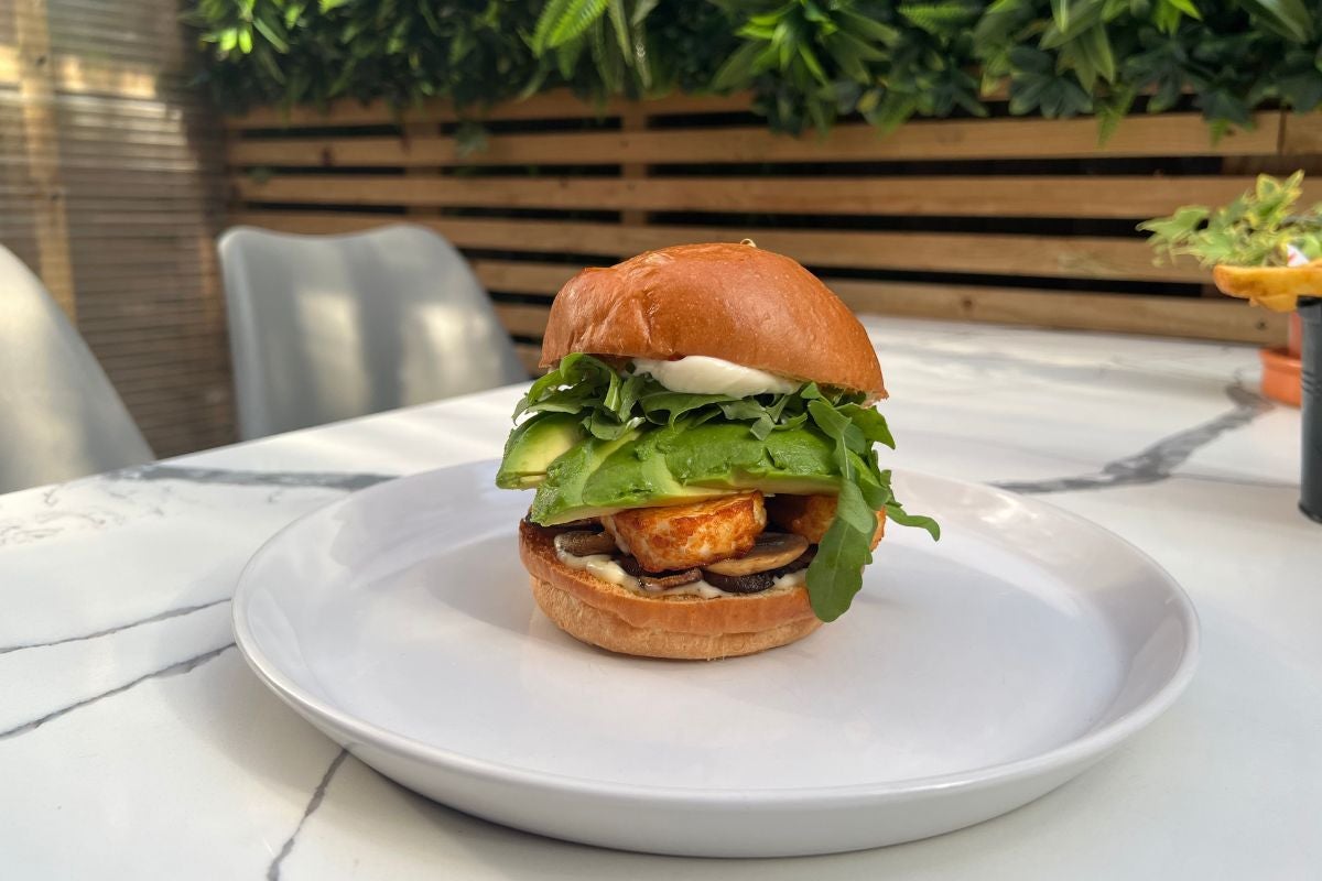 Halloumi Bun
