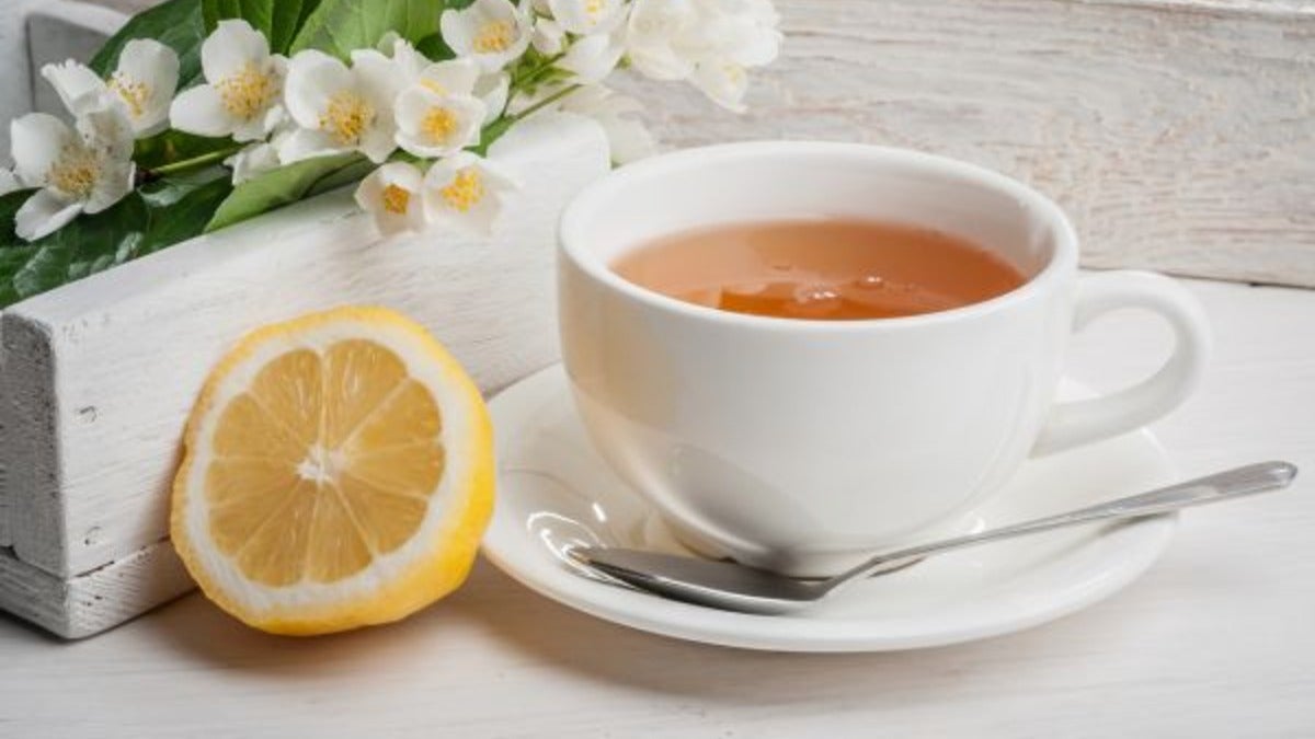Jasmine Tea with Lemon