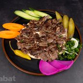 Hummus With Beef Shawarma
