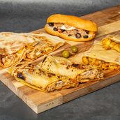 Box 1 Person:4 Sandwiches Mixers 