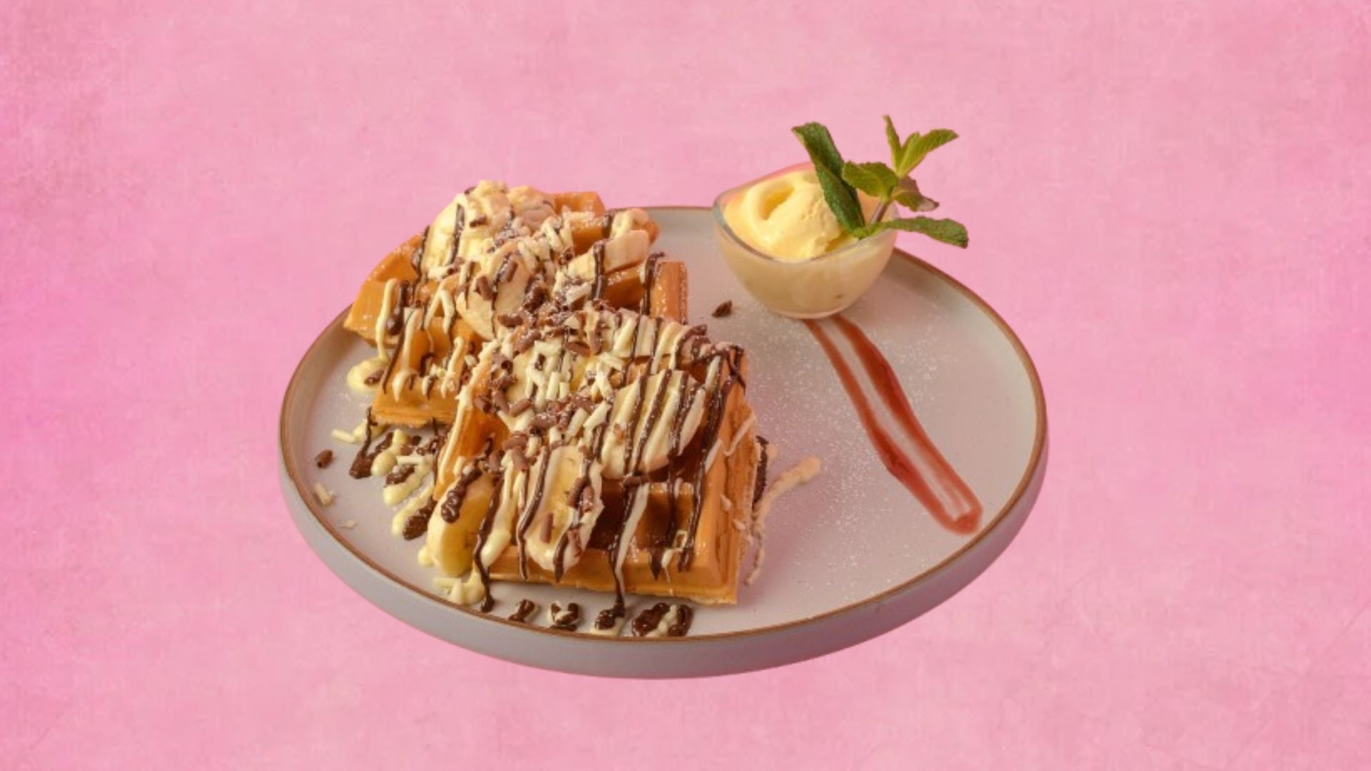 Banana Slice Waffle + 1 Scoop Vanilla Gelato