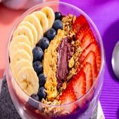 Premium Acai Bowl With Berries