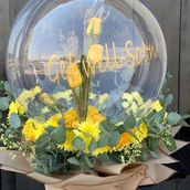 Balloons With Flowers Arrangement 5