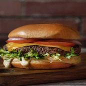 Classic American Cheeseburger