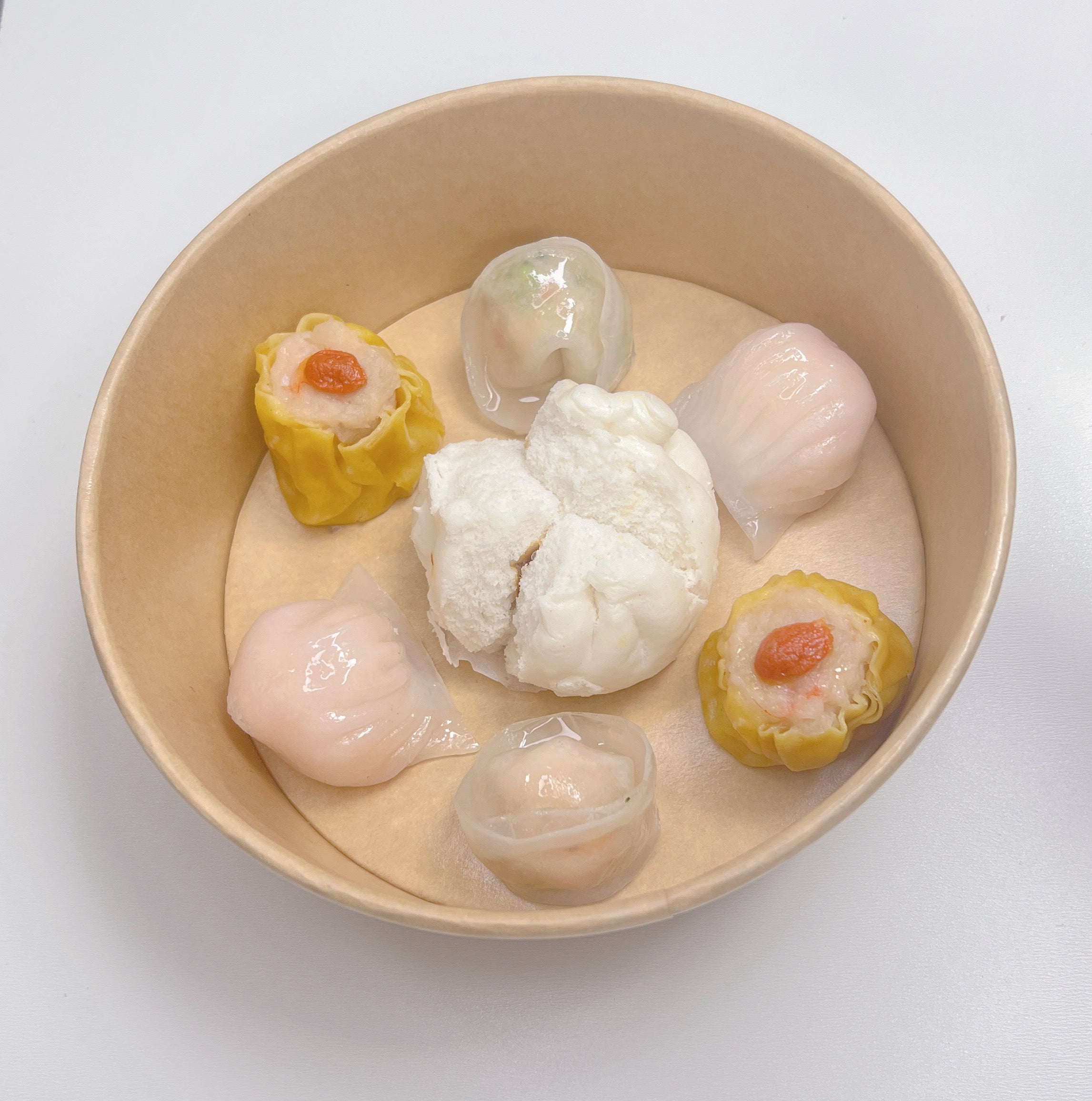 Dim sum baskets 点心拼