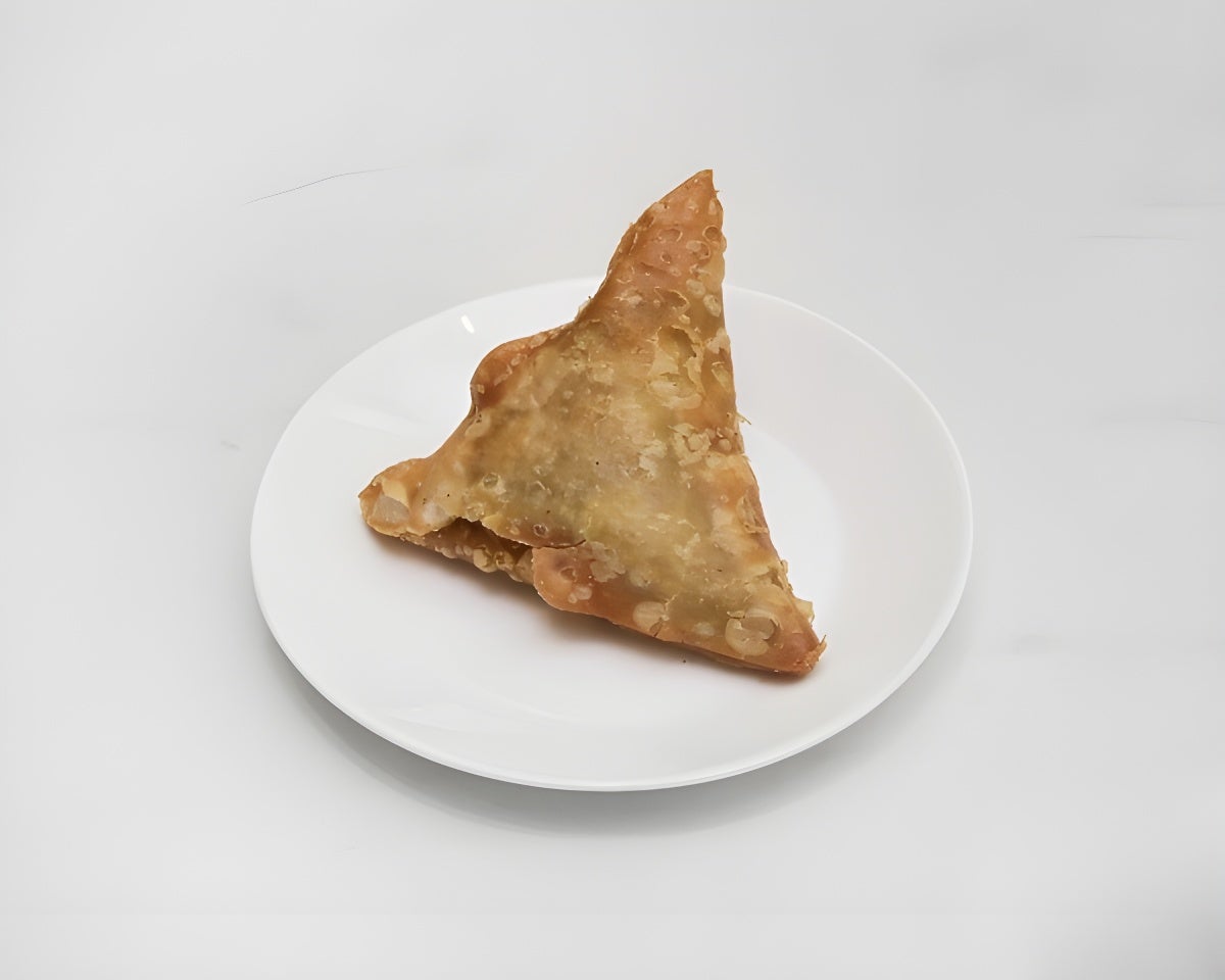 Veg Samosa (Aloo filling) (V)