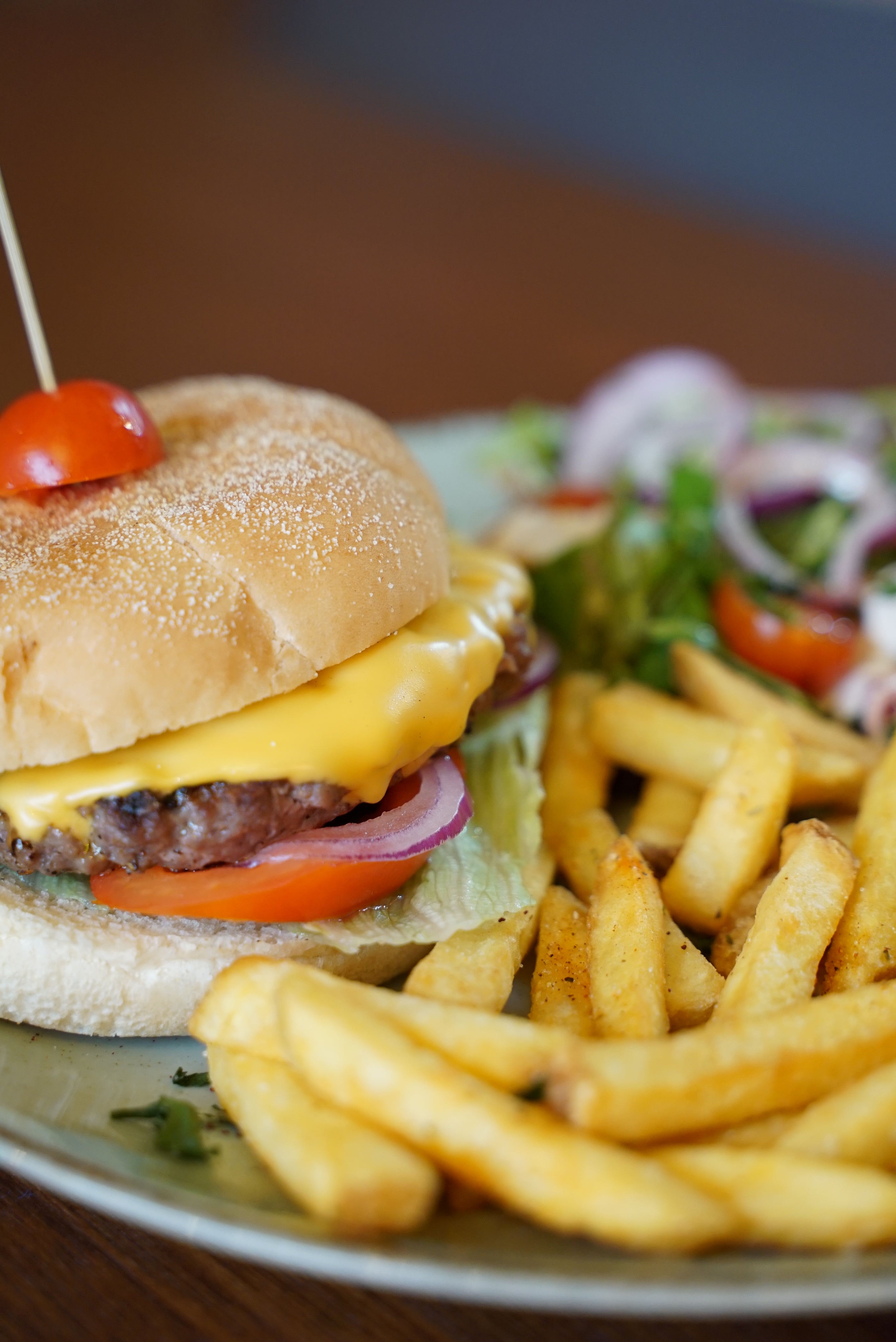 Vigo Cheeseburger
