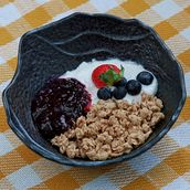 Berry Yogurt Crunch