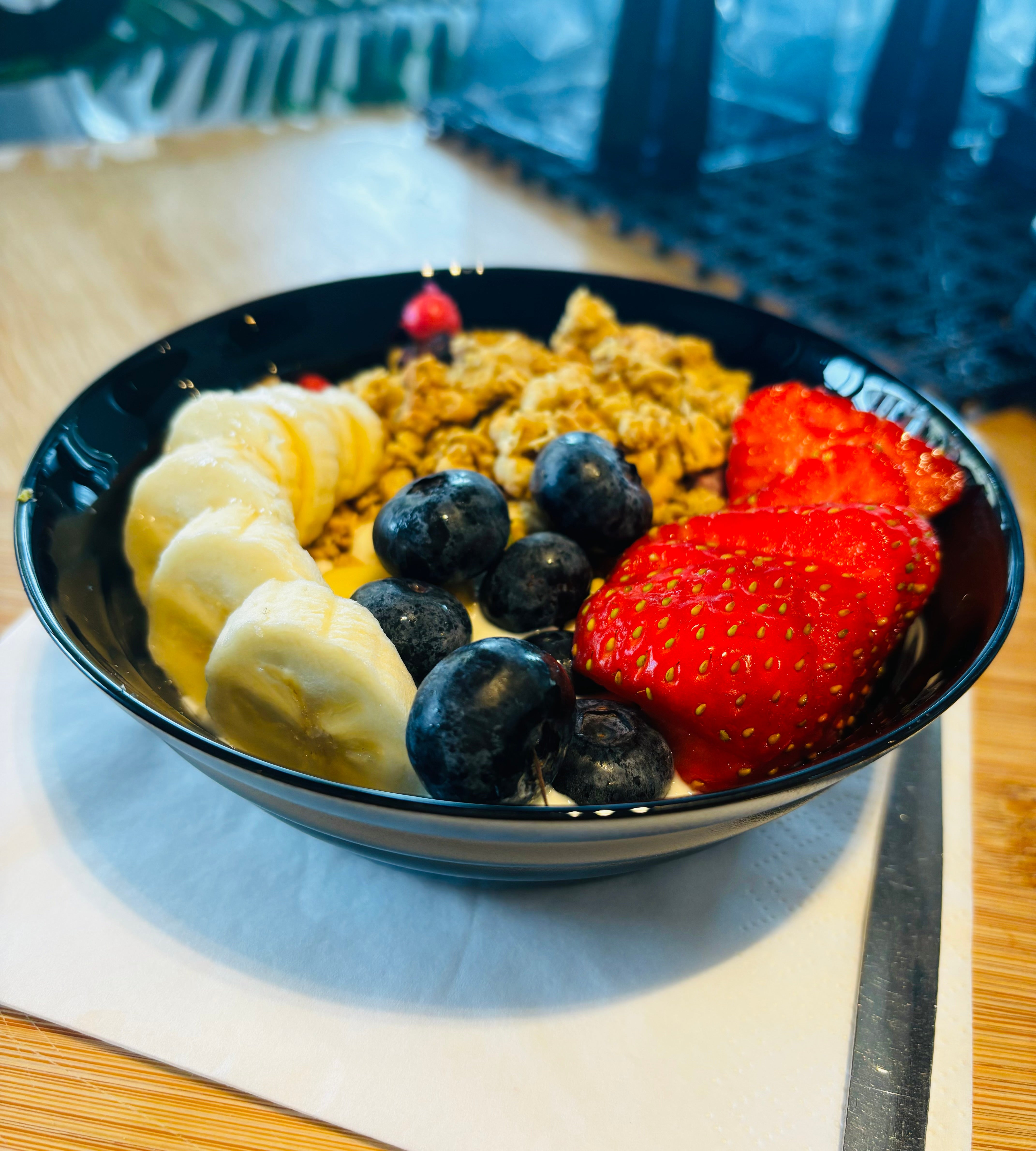 Healthy Granola Yogurt Bowl