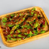 EDAMAME WITH SAUCE