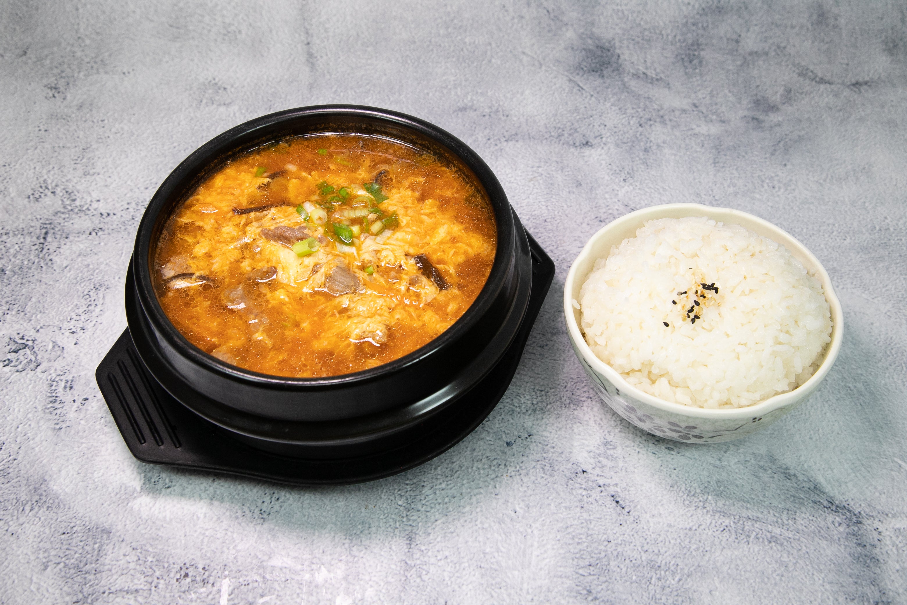 Spicy Korean Beef Soup 韩式辣牛肉粉丝汤