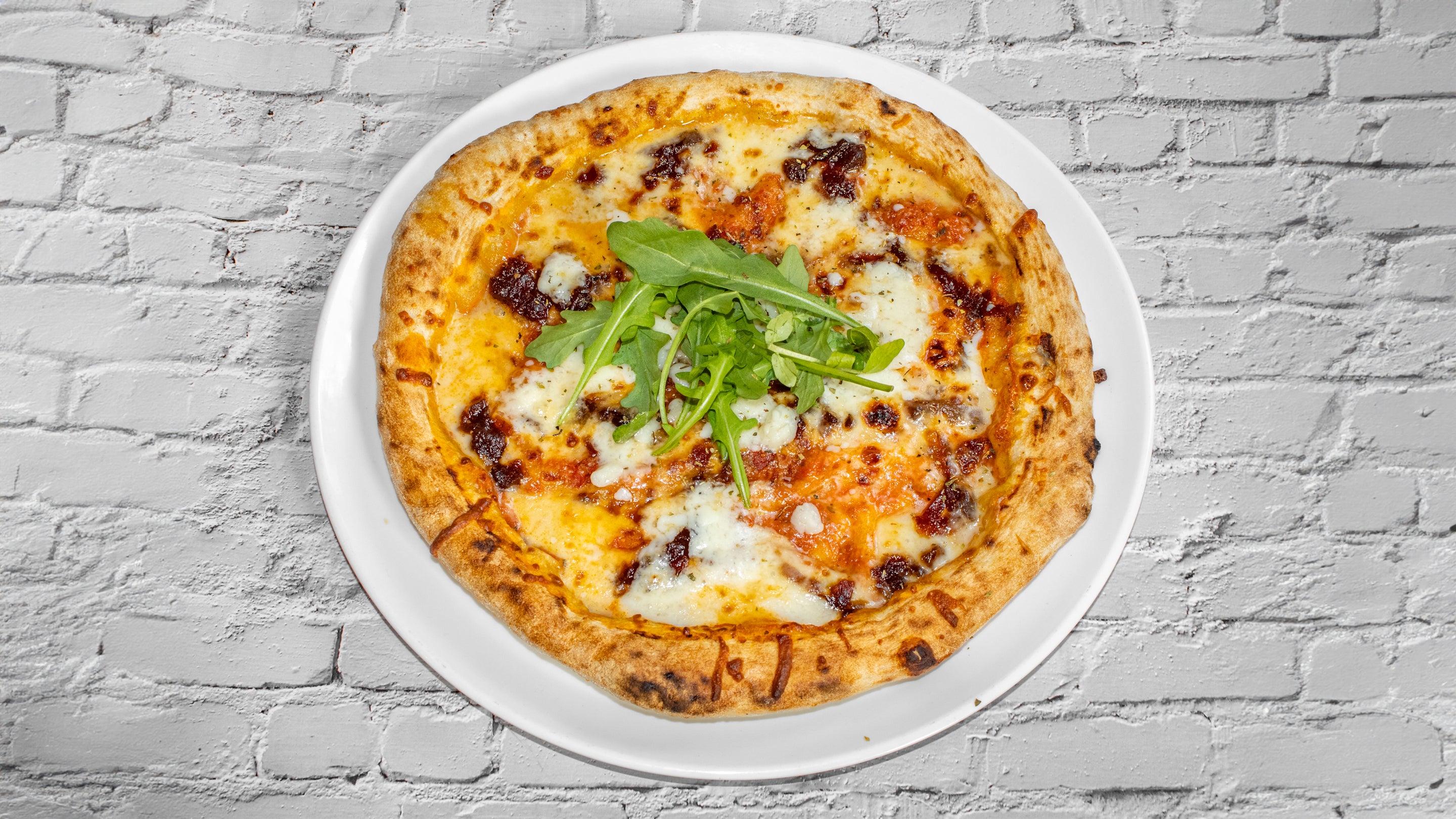 Goats cheese & caramelised onions 12 inch