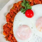 Yadoos House Shakshuka