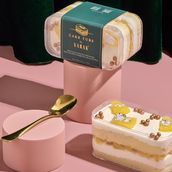 Pineapple And Cream Cake Tub