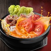 Tomato Flavored Rice Noodle Soup with Beef Slices