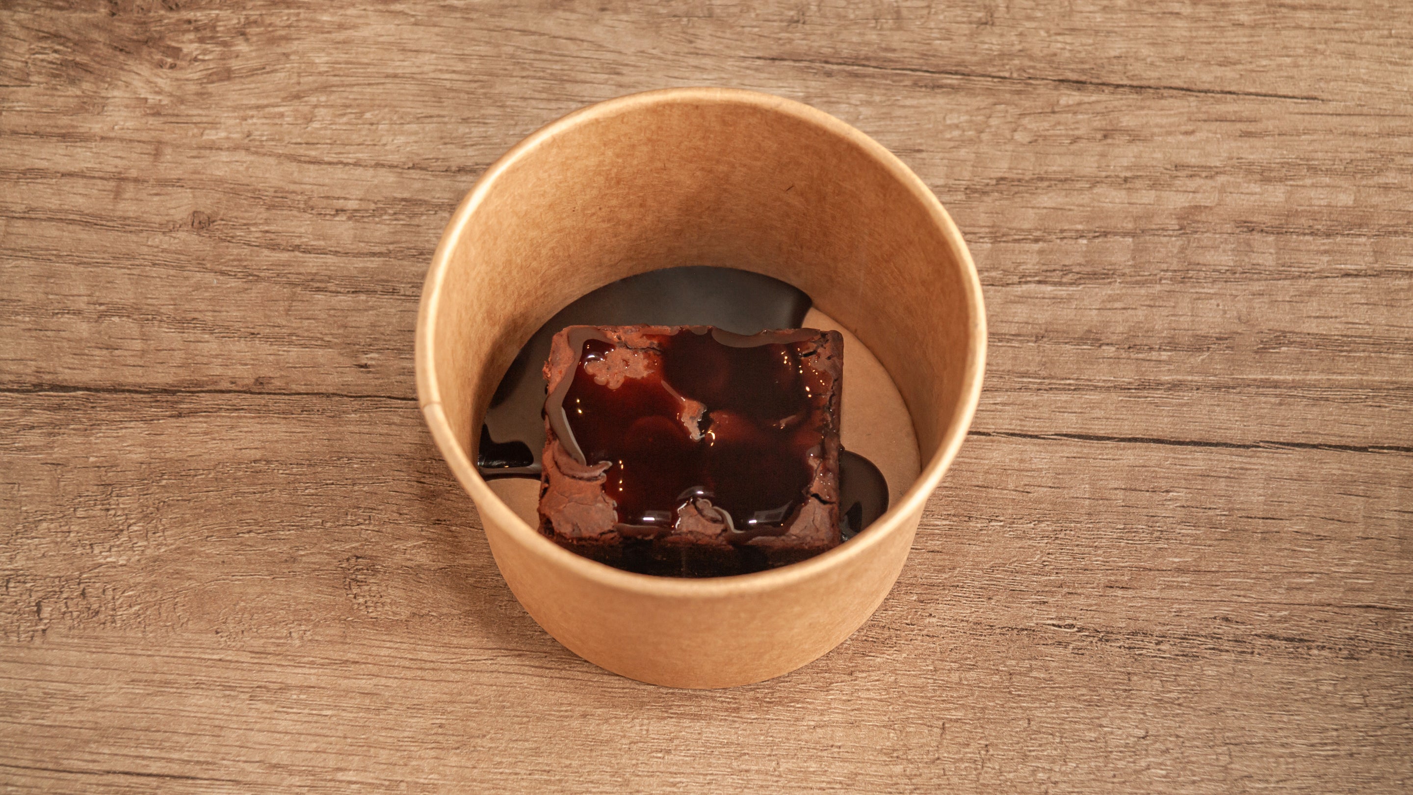 Sizzling Brownie With Chocolate Sauce (Vegan)