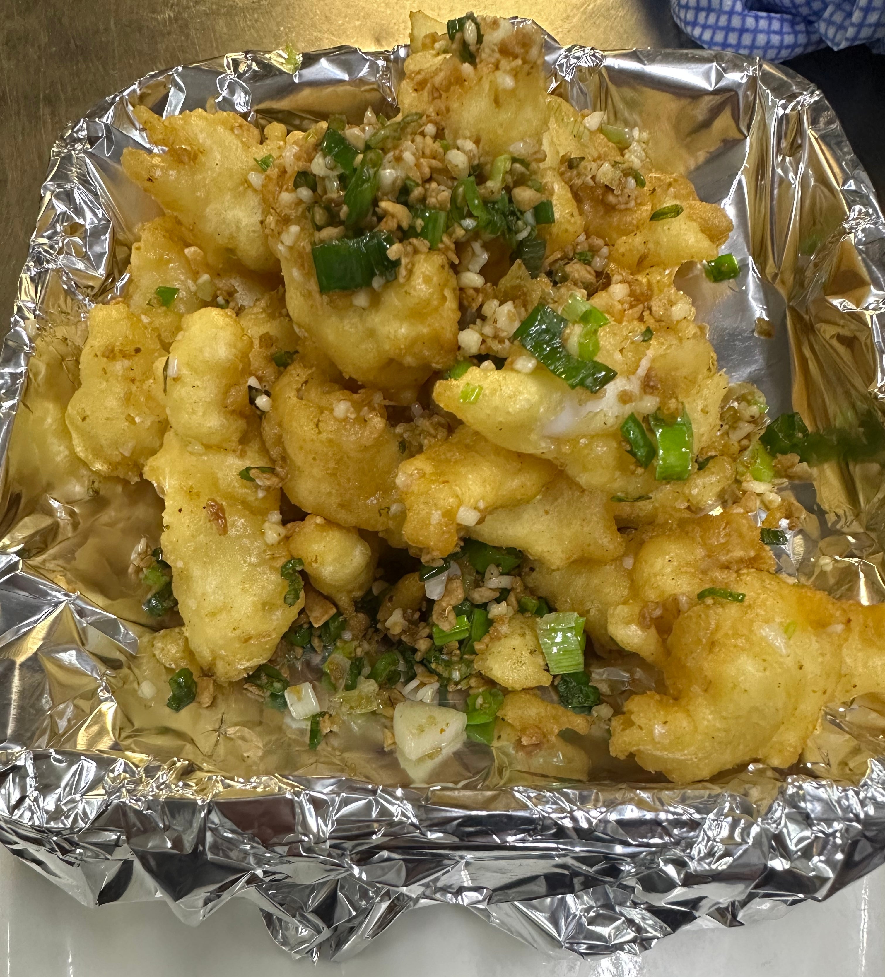 [4301] Salt and paper squid (Small Portion) 椒盐鱿鱼 (小份）