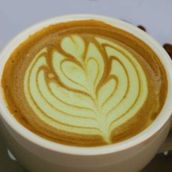 Pistachio Latte Hot