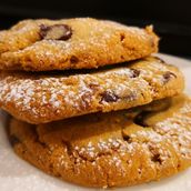 Cookies With Chocolate Pieces