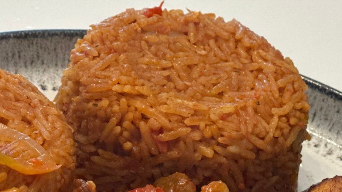 Jollof Rice, chicken and plntain