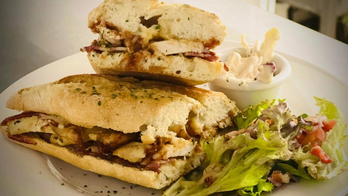 Chic, Bac, BBQ melt