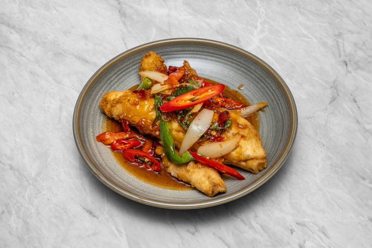 Sea bass Rad Prink - ปลากะพงราดพริก