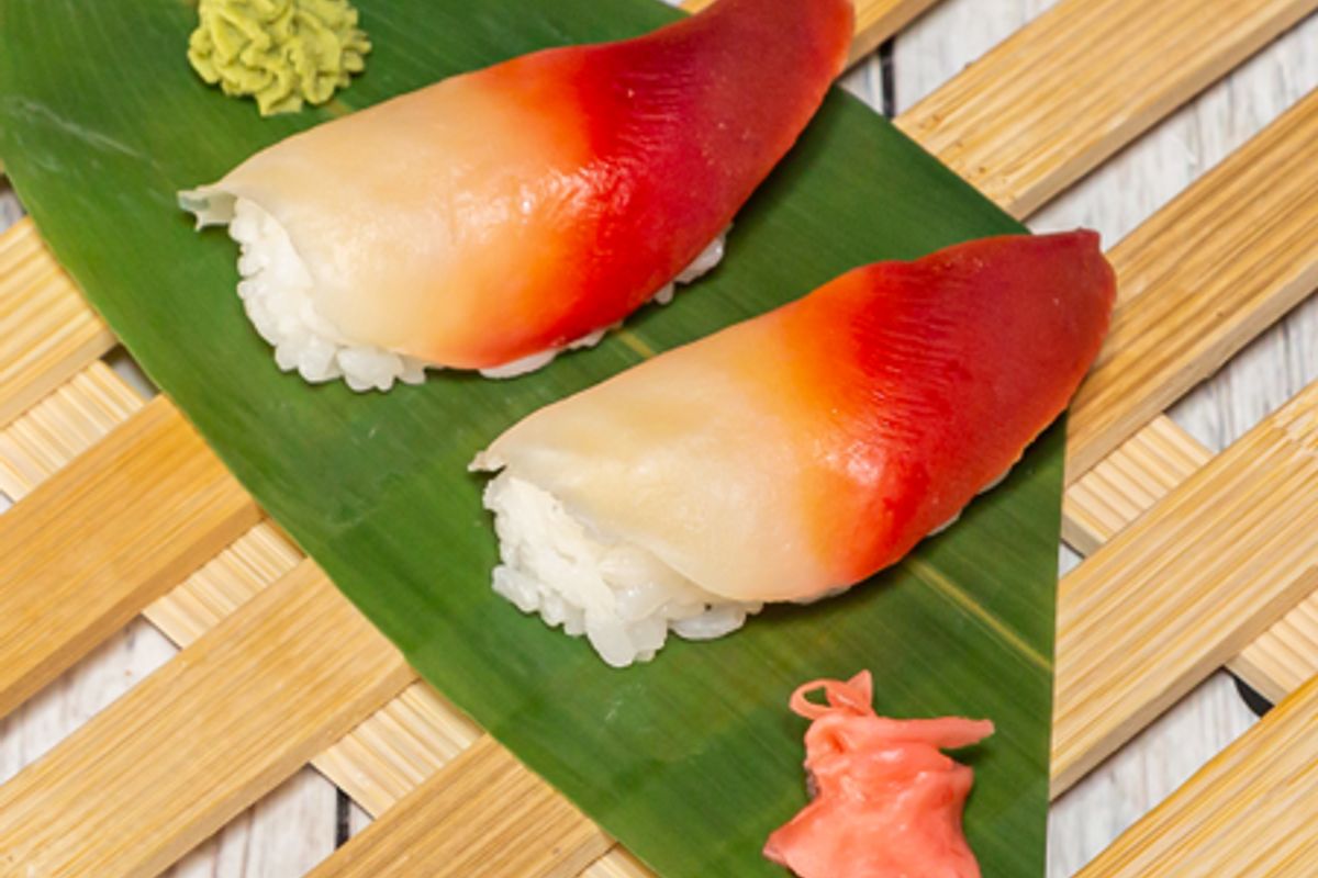 Red Clam Nigiri 2