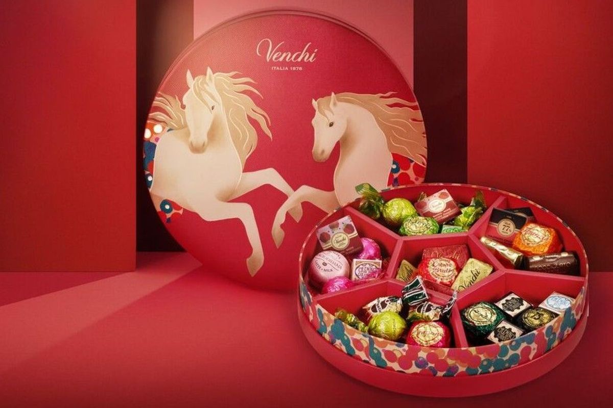 Gallop Delight Collection Medium Hamper Giftbox