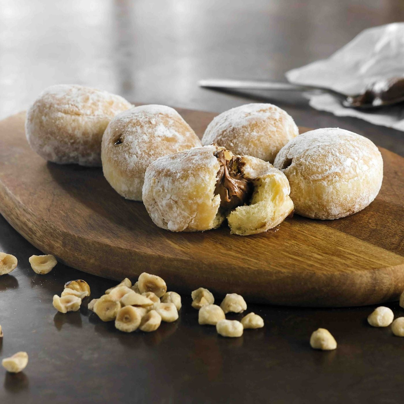Mini Hazelnut Doughnut (v)