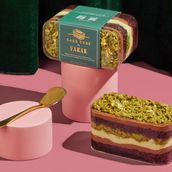 French Pistachio Crunch Cake Tub