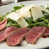 Carpaccio di Manzo con Rucola e Parmigiano