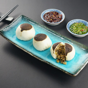 Truffle Mushroom Bao (V)