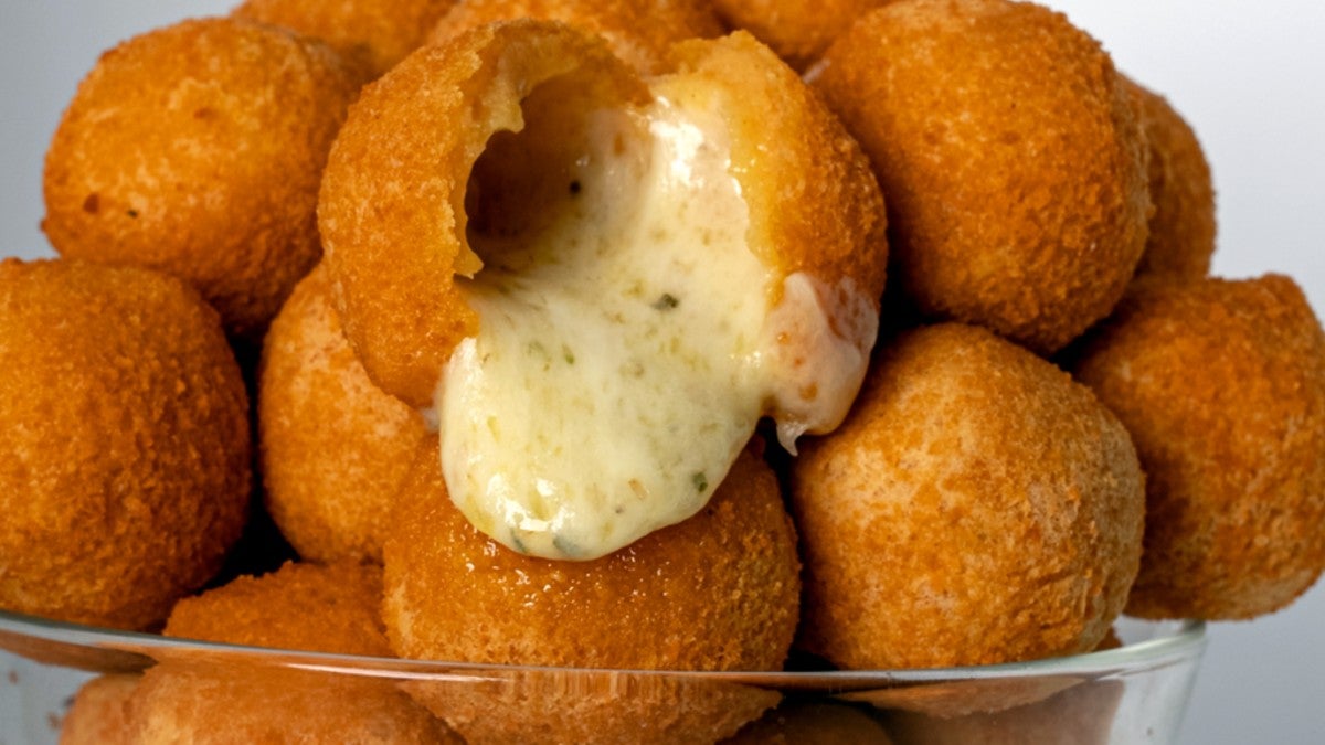 5 Cheese Balls - Bolinha De Queijo