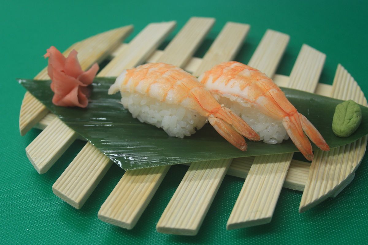 Ebi Nigiri (2pcs)