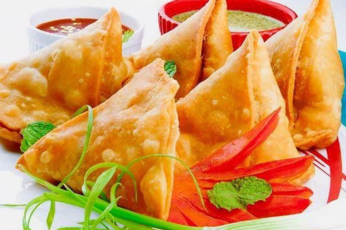 Samosa's Veg (3Pcs)