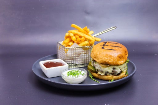 Halloumi & Flat Mushroom Burger