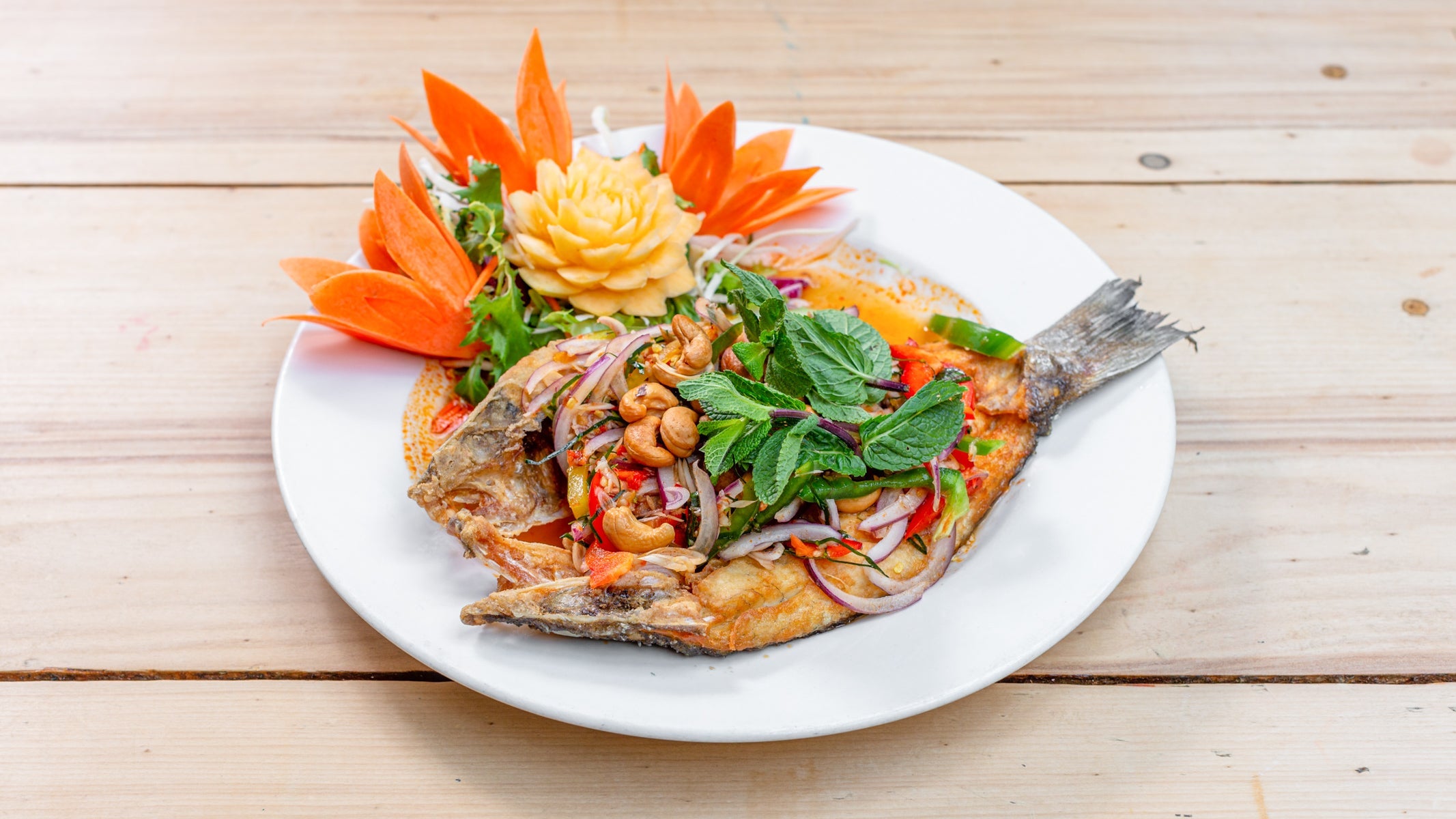 No.25 : Crispy Sea Bass With Thai Herbs (ปลาสมุนไพร)