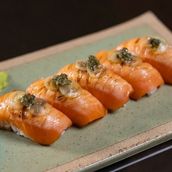 Aburi Salmon 5pcs