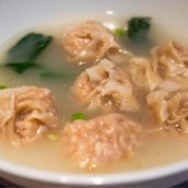 Jhol Momo Veg 10 Pc