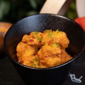 Wok Tossed Dynamite Shrimp With Chilli Garlic Wasabi Mayo