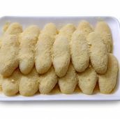 Chom Chom White